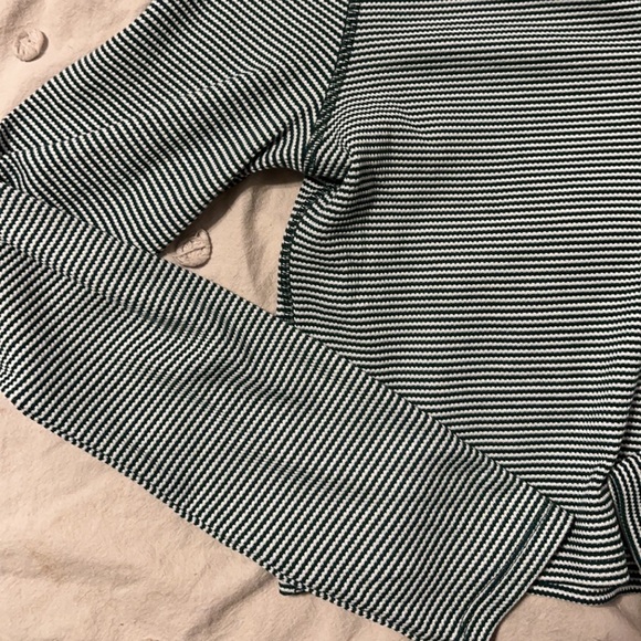 American eagle top - Picture 2 of 3